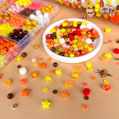 XBYzuzi 1540Pcs Fall Beads for Bracelets Making Kit, Thanksgiving Beads for Bracelets Jewelry Making Orange Assorted Autumn Maple Leaf Pumpkin Clay Bead Turkey Charms for Necklace Earrings DIY Crafts
