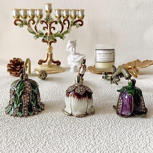 Candle Snuffer, Unique Candle Extinguisher Snuffer, Decorative Candle Extinguisher Metal Candle Tool (Green Leaf)