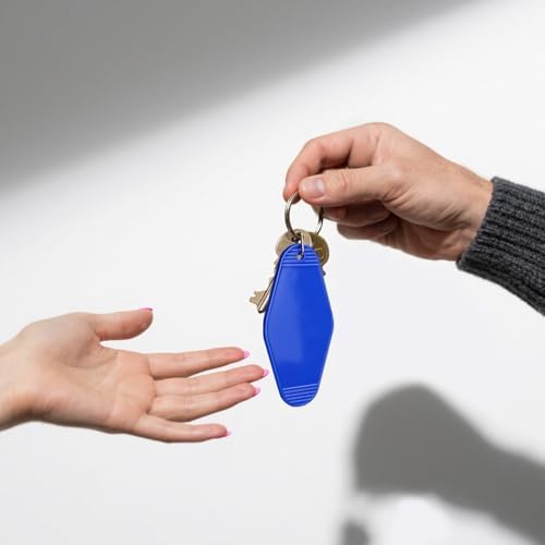 TKYPZY 10 Pcs Motel Keychain Blank Hotel Keychain Bulk Rhombus Key Tags Plastic Custom Vintage Keychains with Key Rings for DIY Keychain Crafts Ornament Luggage Tag Key Labels (10 Colors)