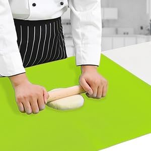 Extra Large Silicone Mat, Kitchen Counter Mat Placemats for Kids Silicone Mats for Countertop, Nonstick Silicone Table Mat for Baking Pastry Crafts Heat-Resistant Silicone Pad, 27.6'' x 15.7'', Green