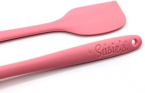 Customizable Silicone Spatula - Personalized Kitchen Tool for Unique Cooks - Heat-Resistant, Non-Stick, and Ergonomic - Your Name Embossed - Perfect Gift Idea (Pink)