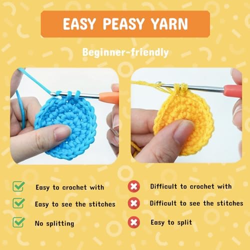 minimal beee Beginner Crochet Kit for Christmas– 4-Piece Santa & Stockings Set with Easy Peasy Yarn, Ergonomic Crochet Hooks, Video Tutorials, DIY Holiday Decor for Adults