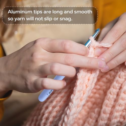 7mm Crochet Hook, Ergonomic Crochet Hooks with Soft Rubber Handle and Smooth Glide Head - Lightweight Aluminum Needles for Beginners, Arthritis, Yarn Projects, Long Crafting Sessions (7.0 mm)