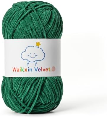 Fluffy Chenille Yarn for Crocheting，Baby Yarn for Crocheting Soft，50g/1.76oz Velvet Amigurumi Yarn ，Fingering Weight Yarns for Crocheting Baby Blankets、DIY Craft.(Dark Green)