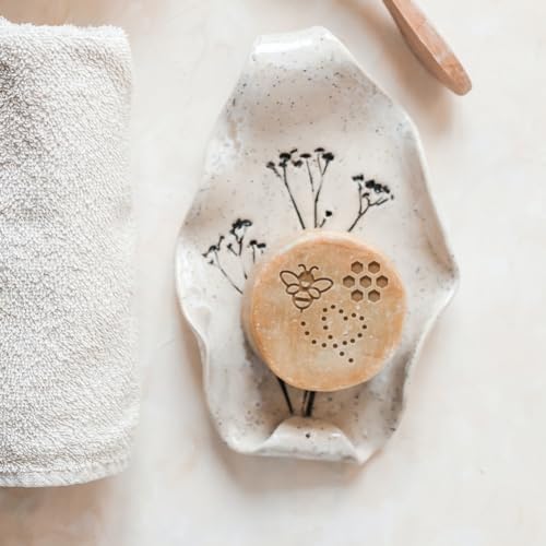 PH PandaHall Bee Soap Stamp, Beehive Soap Embossing Stamp Acrylic Chapter Imprint Stamp for Handmade Soap Cookie Clay Pottery Stamp Biscuits Gummier Making Projects