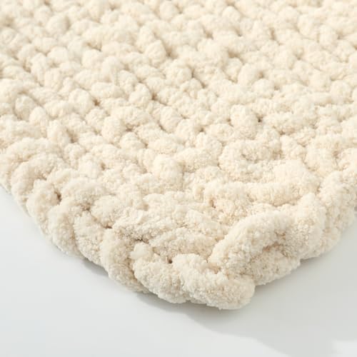 Chunky Yarn for Hand Knitting, No7 Thick Yarn, 250Grams 32Yards, Pack of 4, Perfect for Knitters and Crafters (Beige)