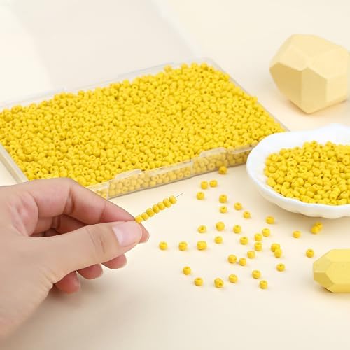 ZHIYUXI 3000Pcs 4mm Yellow Glass Seed Beads for Jewelry Making