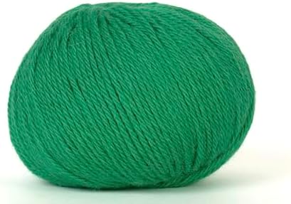 100% Baby Alpaca Yarn for Knitting & Crocheting - Set of 2 Skeins of Premium Yarn DK - Lightweight, Hypoallergenic & Thermal Peru Made - Ideal for Delicate Projects (GR107 - Tropical Green)