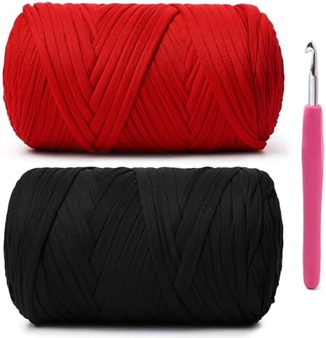 2 Pack Soft Tshirt Crochet Yarn, 800g/228 yds High Elastic Hand Knitting Yarns, Thick T Shirt Yarn for Crocheting Bags, Baskets, Cushions, DIY Crafts(Red＋Black)
