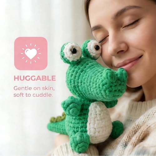 minimal beee Crocodile Crochet Kit for Beginners Easy Yarn Video Tutorials