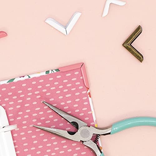 Craftelier - Set of 4 Royal Style Metallic Corner Pieces for Scrapbooking Projects and Other Crafts Such as Albums, Notebooks, Layouts or Planners | Size 15,9 x 4,5 x 3,3 mm - Baby Pink Color