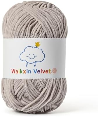 Fluffy Chenille Yarn for Crocheting，Baby Yarn for Crocheting Soft，50g/1.76oz Velvet Amigurumi Yarn ，Fingering Weight Yarns for Crocheting Baby Blankets、DIY Craft.(Light Gray)