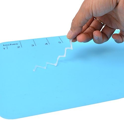 Westcott ‎16814 Projectmate Non-Stick Silicone Mat for Crafts, Glue Guns, Size 9 x 12 In