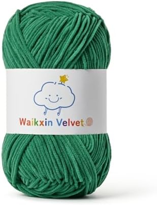 Fluffy Chenille Yarn for Crocheting，Baby Yarn for Crocheting Soft，50g/1.76oz Velvet Amigurumi Yarn ，Fingering Weight Yarns for Crocheting Baby Blankets、DIY Craft.(Pine Green)