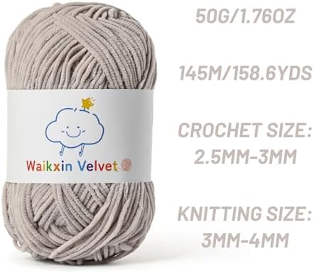 Fluffy Chenille Yarn for Crocheting，Baby Yarn for Crocheting Soft，50g/1.76oz Velvet Amigurumi Yarn ，Fingering Weight Yarns for Crocheting Baby Blankets、DIY Craft.(Light Gray)