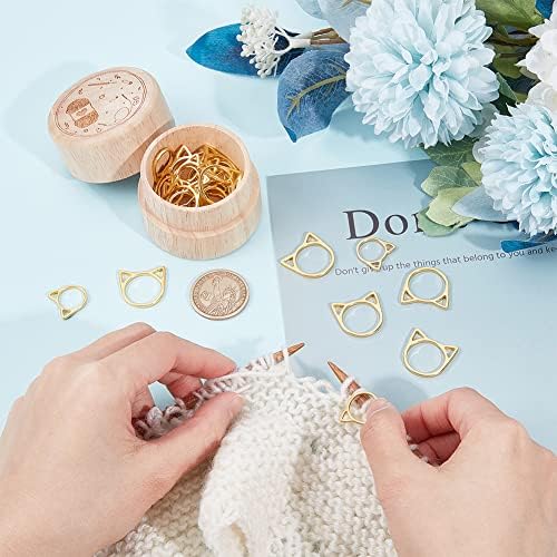 NBEADS 30 Pcs Cat's Head Stitch Marker Rings, Alloy Metallic Stitch Marker Knitting Stitch Counter Stitch Ring Markers with Wooden Storage Box for Knitting Sewing Quilting Jewelry Making