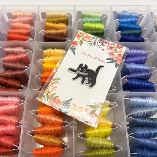 Needle Minder for Keeping Sewing & Embroidery Needles – Magnetic Needlepoint Holder, Cross Stitch Supplies – Secure & Decorative Needle Minders for Stitching & Crafting (Black Cat)