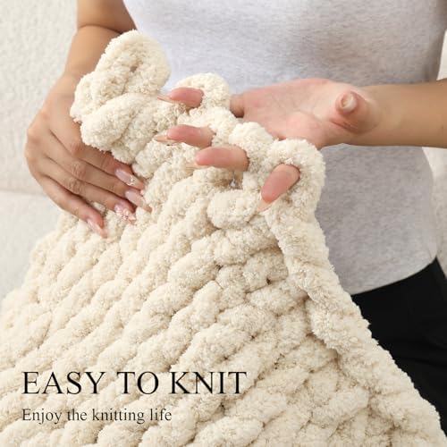 Chunky Yarn for Hand Knitting, No7 Thick Yarn, 250Grams 32Yards, Pack of 4, Perfect for Knitters and Crafters (Beige)