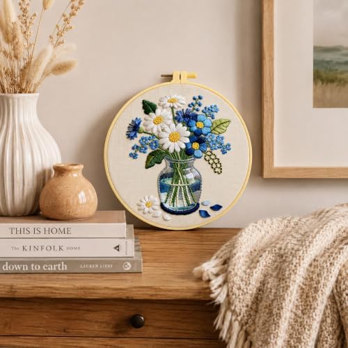 HRTHRT Embroidery Kit for Beginners, Flower DIY Craft Set with Hoop