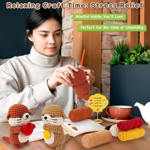 Fortuning's JDS Crochet Kit for Beginners, Otter Couple Crochet Animal Kit