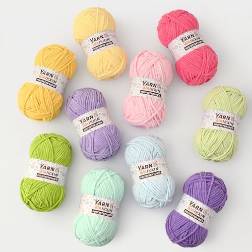 Black Soft Chenille Yarn for Crocheting, Fluffy Chunky Crochet Yarn for Baby Blanket, (3.52oz/131yds) Fuzzy Velvet Yarn for Amigurumi&DIY Puzzle、Crafts、Scarf