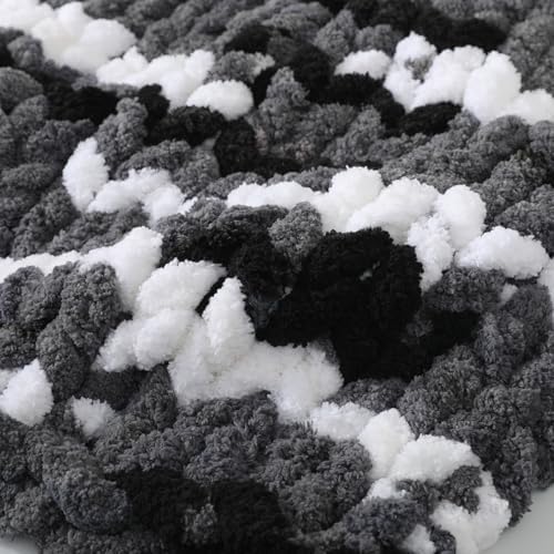 Chunky Yarn for Hand Knitting, No7 Thick Yarn, 250Grams 32Yards, Pack of 4, Perfect for Knitters and Crafters (Panda)