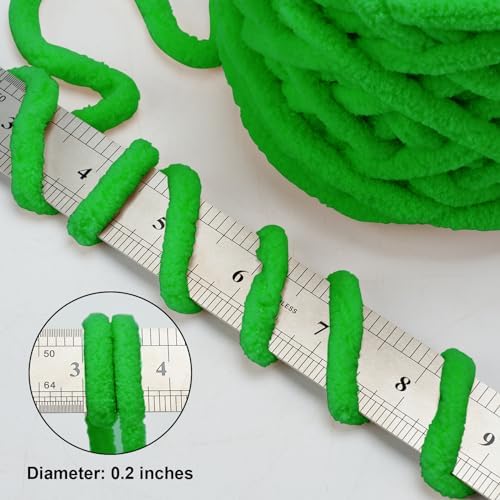Dark Green Chunky Chenille Yarn, #6 Super Bulky, 3.5 oz/72 Yards