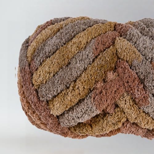 Chunky Yarn for Hand Knitting, No7 Thick Yarn, 250Grams 32Yards, Pack of 4, Perfect for Knitters and Crafters (Marshmallow)