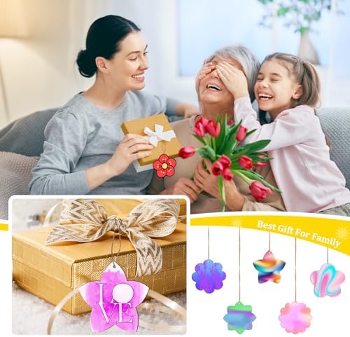 Flower 30pc 5Types Unfinished Wooden Gift Ornaments DIY Craft Birthday Present - Paintable Blank Natural Flower Cutouts Hanging Wood Slices for Kids Art Crafts DIY Gift Party Supplies