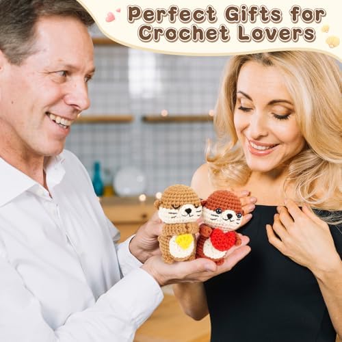 Fortuning's JDS Crochet Kit for Beginners, Otter Couple Crochet Animal Kit