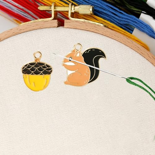 WUSUTE Squirrel Needle Minder for Cross Stitch, Cute 2 Pcs Needle Minder Magnet for Organizing, Embroidery Sewing Needle Holder Needlework Accessories