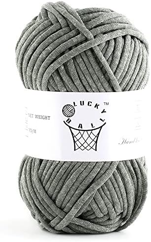 100g Yarn for Crocheting and Knitting,66yds/60m Cotton Yarn for Beginners,Cotton-Nylon Acrylic Blend Yarn for Beginners Crochet Kit Making(Dark Green)
