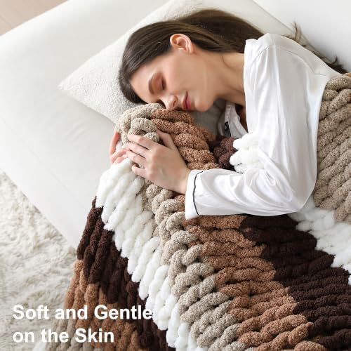 Chunky Yarn for Hand Knitting, #10 Chunky Blanket Chenille Yarn, Large Bulky Thick Jumbo Yarn, Super Chunky Knit Yarn for Crocheting, 8 Skein (8 oz 22 yds Each Skein), White & Multi Coffee