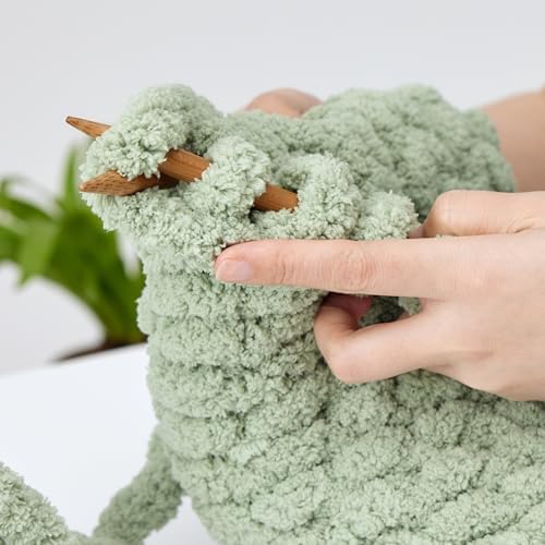 Bulky Chunky Yarn for Hand Knitting Blanket – #10 Jumbo Knitting Yarn, 1 Inch Thick Chenille Jumbo Yarn, No Knots Soft Machine Washable, Super Bulky Yarn 4 Pack for Crochet, Arm Knitting & Crafts