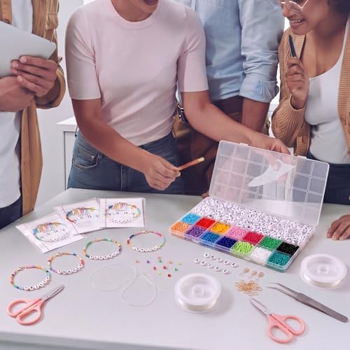 Tondiamo 4760 Pcs Back to School Gifts for Student Name 31 Set Bracelets Making Kit with Greeting Cards First Day of School DIY Adjustable Bead Bracelets Crafts for Teacher Students Party Favors Gifts