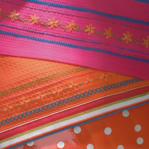 Leisure Arts Embroidered Monograms and More: Book 2