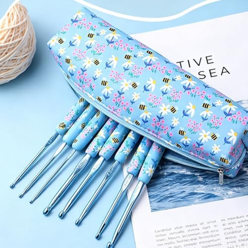 Crochet Hooks Set – 12 Sizes (2.0mm–8.0mm), Soft Grip Handles with Smooth Aluminum Needles, Portable Case, Comfortable Crochet Kit for Long-Time Crocheting & Arthritic Hands