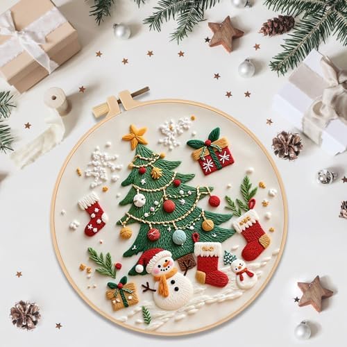 RUIQLXHANG Christmas Embroidery Kit, Gnomes Embroidery Kits for Beginners with Pattern, Cotton Threads, Needles, Instruction, 20cm Hoop, Gift for Mom, Grandma (Christmas Tree)