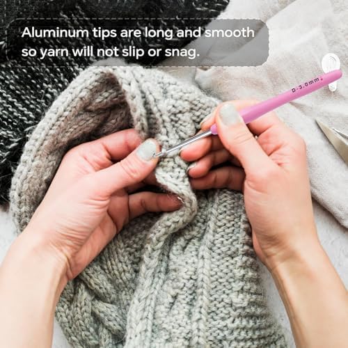 3mm Crochet Hook, Ergonomic Crochet Hook, Smooth and Extra Long  Knitting Needles, with Soft Rubber Ergonomic Handle and Aluminum Tip, Perfect Beginner and Arthritic Crochet Hooks (3 mm)
