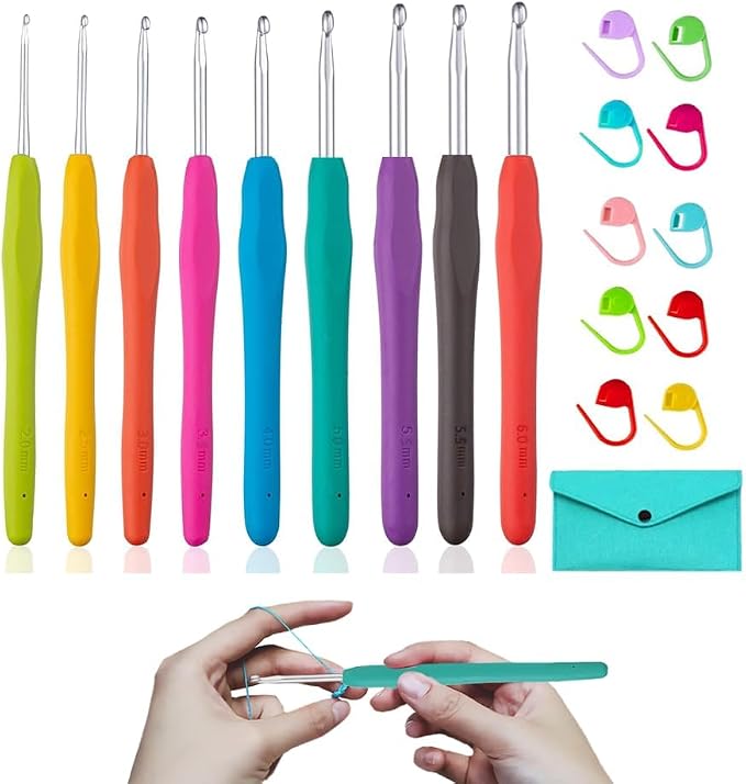 Yarniss 9 Sizes Ergonomic Crochet Hooks with Case 2.0mm~6.0mm for Beginner | Comfortable Crochet Hooks Set with Soft Grip