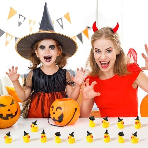 JUNEBRUSHS 50 Pcs Halloween Mini Resin Duck, Tiny Witch Ducks Miniature Witch Hat Duck Figurine for Halloween Crafts Home Table Decorations