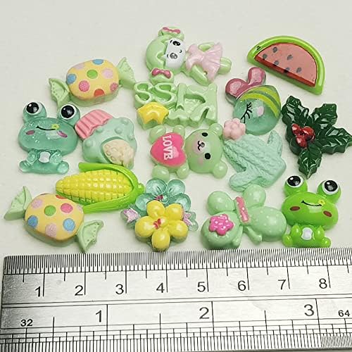 LibiIine 100pcs Christmas Green Mix Lots Flatback Resin Buttons Flat Back Scrapbooking Resin Flatback Craft (Green)
