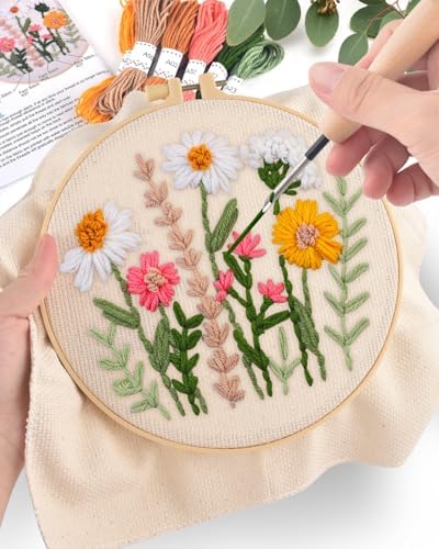 ERKOON Punch Needle Kit Beginners Adults, DIY Easy Flower Embroidery Set for Starter Art Craft, Needling Punching Project with Patterns, Tools, Yarns, Hoop, Instruction (Colorful Daisies)