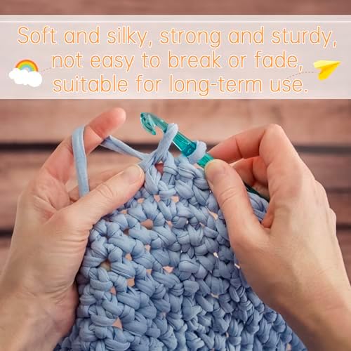 JeogYong T-Shirt Yarn, 400g/131 Yards Elastic Fabric Crochet Cloth T Shirt Yarn, Thick Hand Knitting Polyester Fabric Ribbon for Crocheting Bags/Baskets/Rugs, Home Decor, DIY Crafts (Lake Blue)