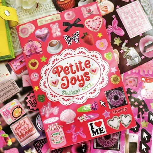 PRSTINCOL Sweetheart Vintage Style Sticker Book, 30 Pages of Aesthetic Stickers for Journaling Adults, Cute Retro Floral and Love Ephemera, 8.3 by 5.5 Inches, Over 550 Pieces