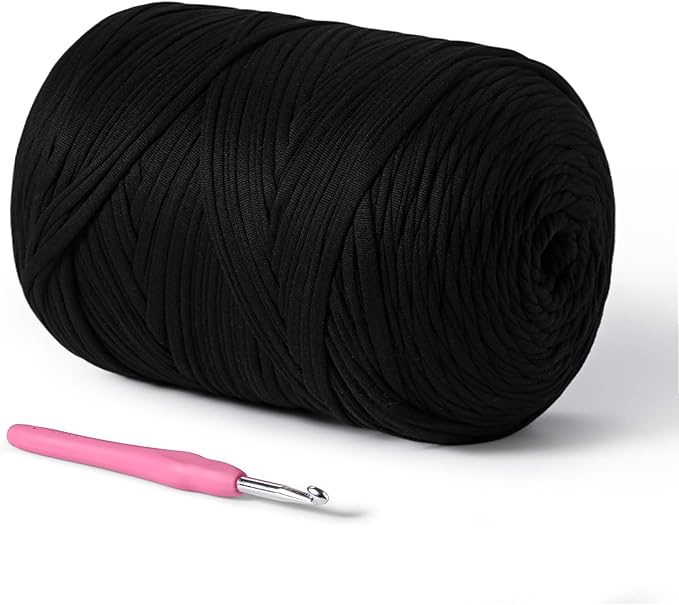 800g T-Shirt Crochet Yarn for Crocheting Crafts/Bags/Basket/Coaster,Hand Knitting Tshirt Yarn for Crochet,228yds T Shirt Yarns with High Elastic Thick Yarns Polyester Fabric（Black）