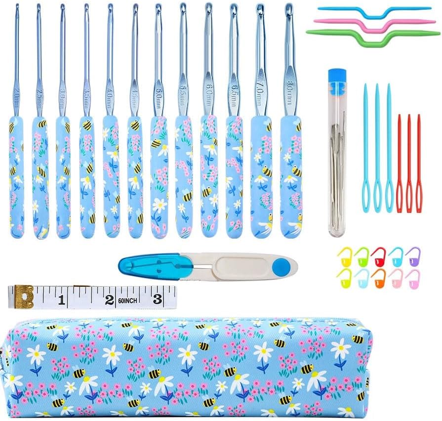 Crochet Hooks Set – 12 Sizes (2.0mm–8.0mm), Soft Grip Handles with Smooth Aluminum Needles, Portable Case, Comfortable Crochet Kit for Long-Time Crocheting & Arthritic Hands
