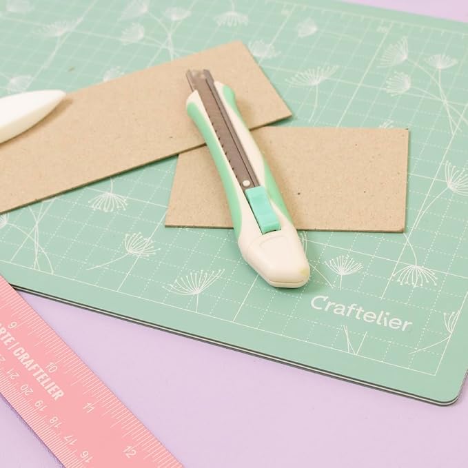 Craftelier - Self Healing Cutting Mat Portable A4 Cutting Board for Crafts and Sewing | Grid and Anti-slip Surface | Size 28 x 20 cm) 8 x 12