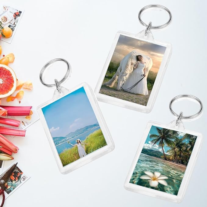 REDANHA 12pcs Acrylic Photo Frame Keychain Holder 2 x 3 In Picture Insert Blank Keyring Clear Picture Holder for DIY Craft