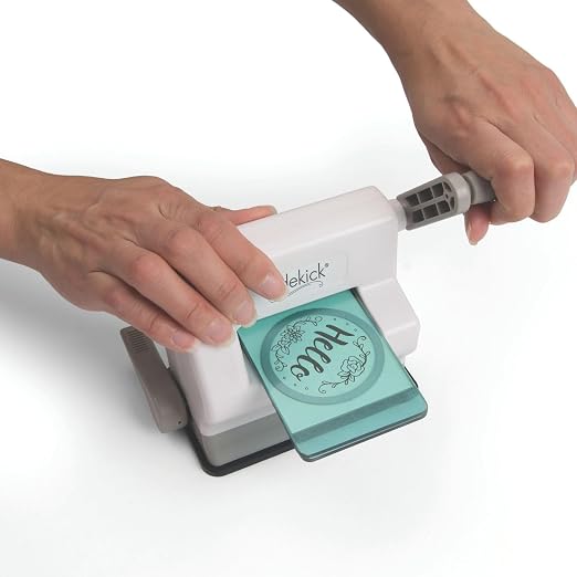 Sizzix Sidekick Starter Kit 661770 Portable Manual Die Cutting & Embossing Machine for Arts & Crafts, Scrapbooking & Cardmaking, 6.35 cm Opening, 2.5" Opening, White